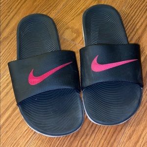 women nike slides